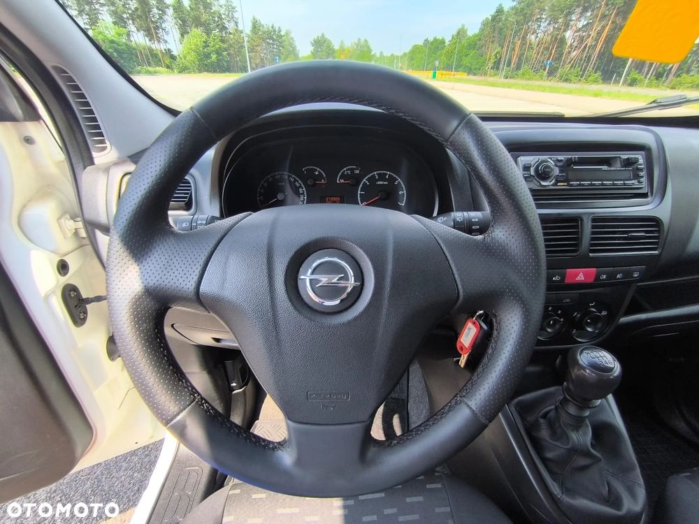 Opel Combo 1.6 CDTI Cosmo - 22
