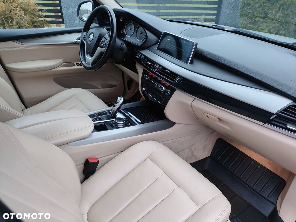BMW X5 xDrive30d Sport-Aut - 18