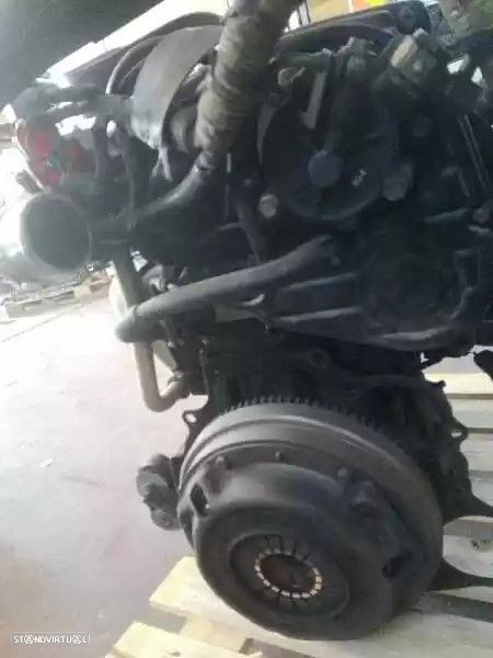 MOTOR COMPLETO NISSAN ALMERA I HATCHBACK 1999 -CD20 - 4