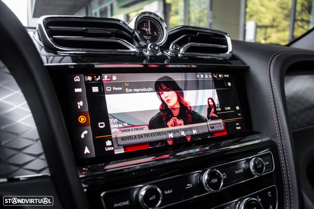 Bentley Bentayga Hybrid - 51