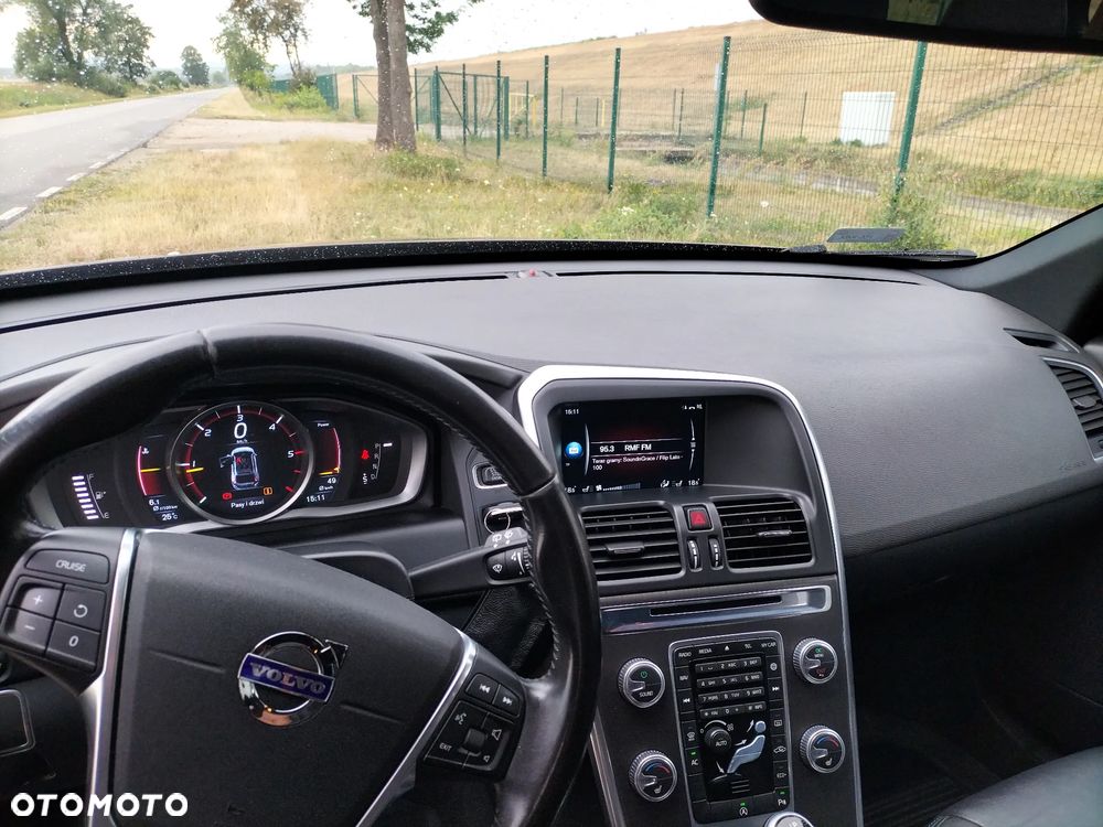 Volvo XC 60 D4 Drive-E Momentum - 8