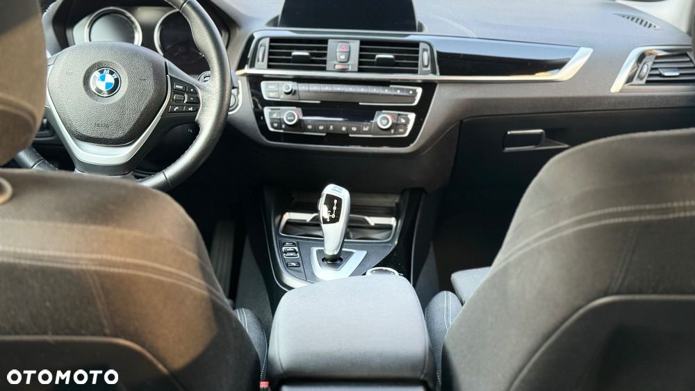 BMW Seria 1 118i Sport Line - 20