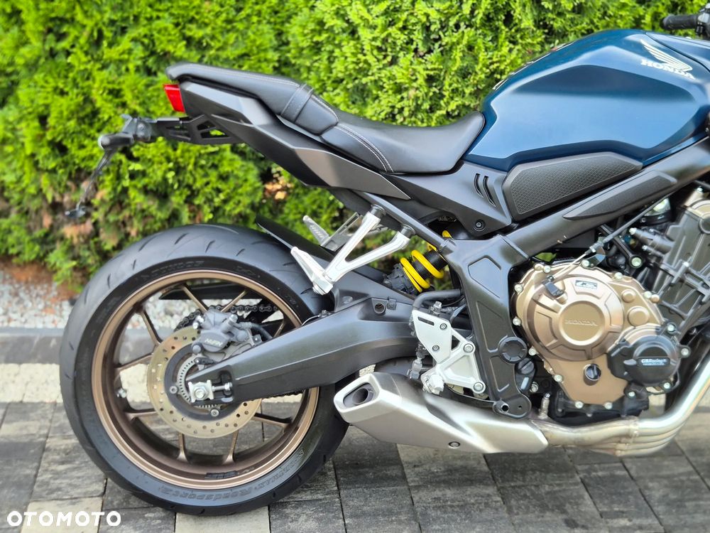 Honda CB - 25