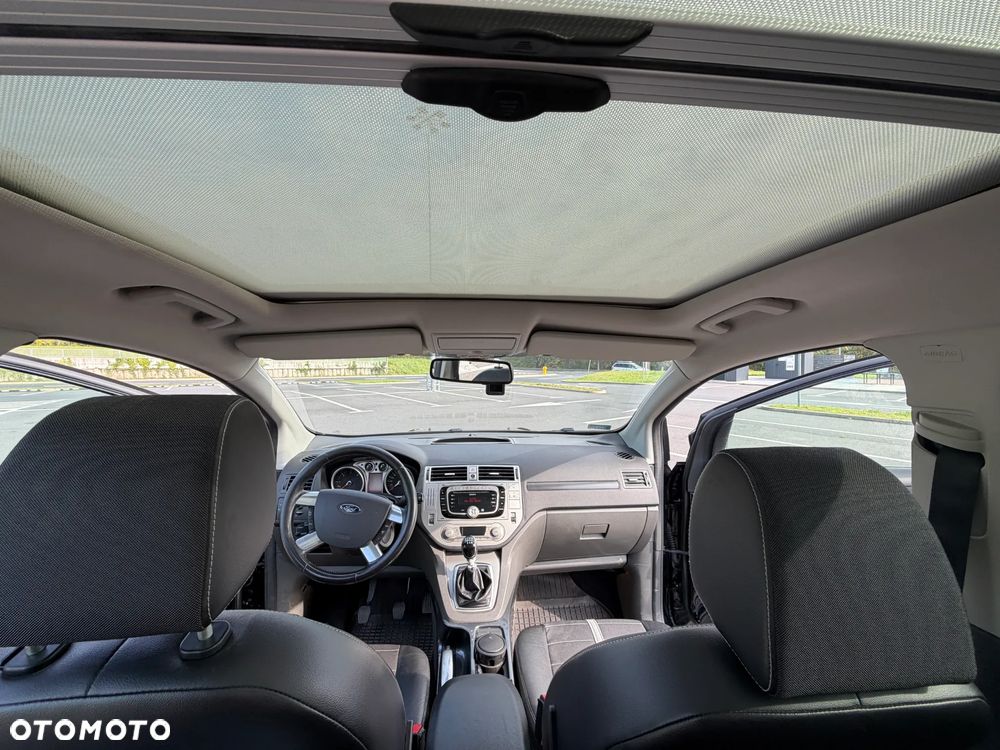 Ford Kuga - 16