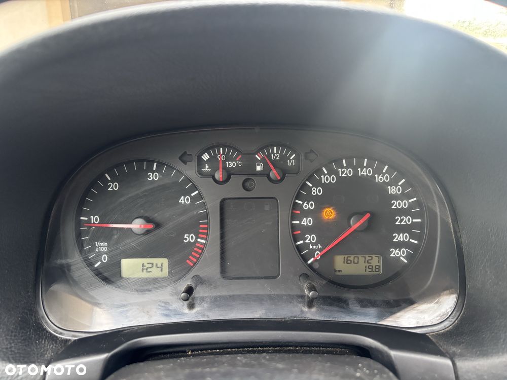 Volkswagen Golf - 3