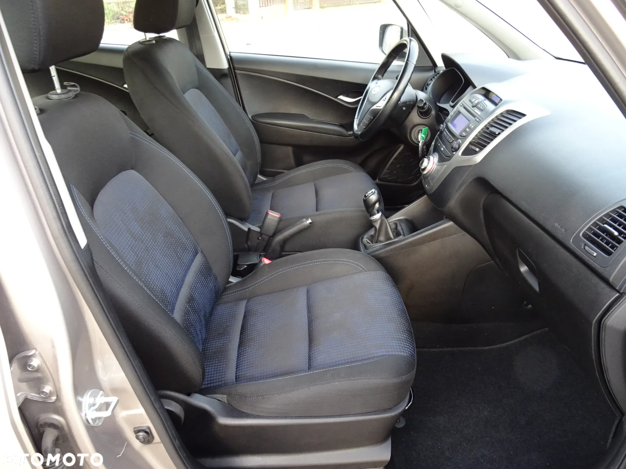 Hyundai ix20 1.4 blue Comfort - 19