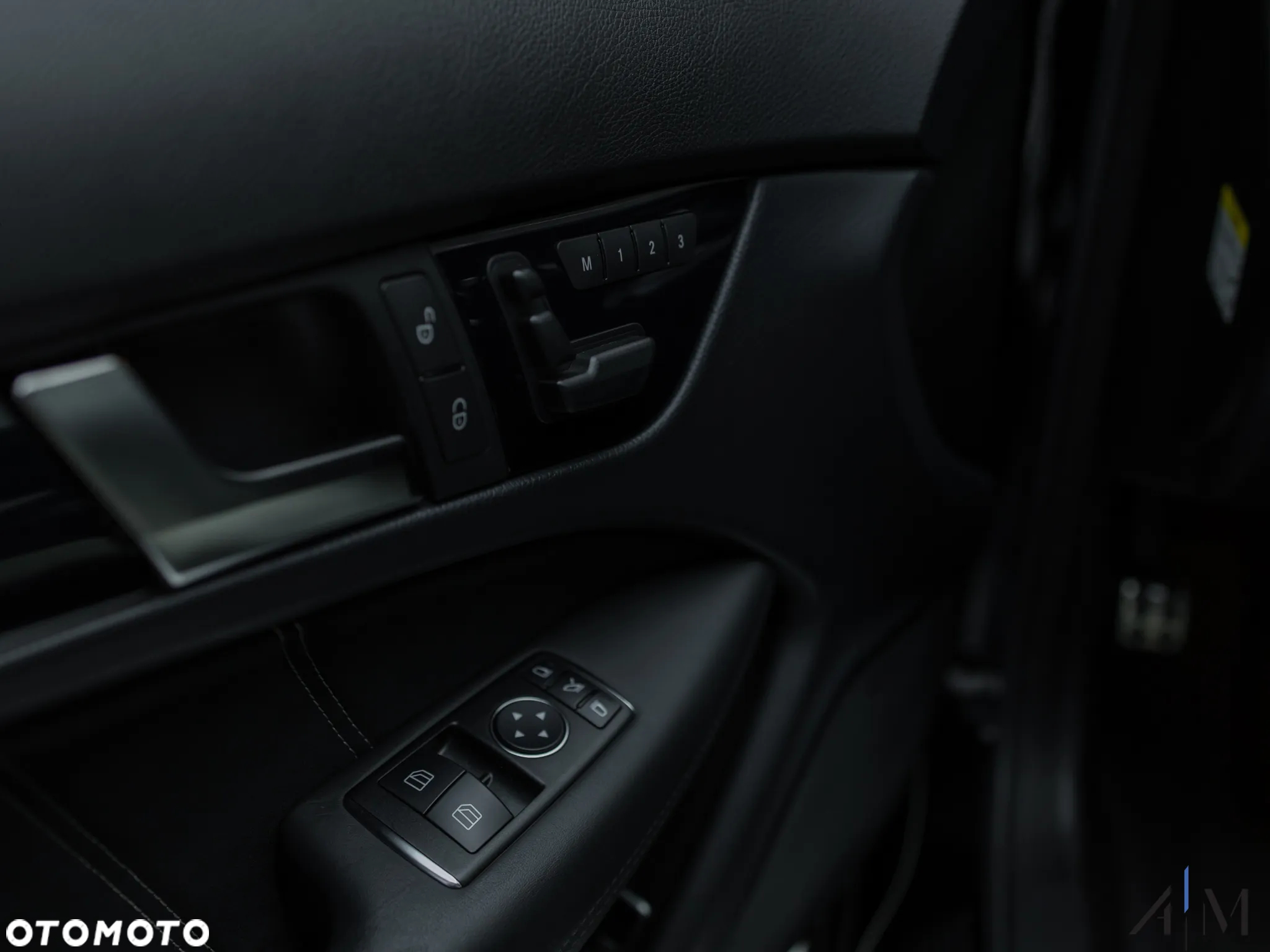 Mercedes-Benz Klasa C 63 AMG Coupe AMG SPEEDSHIFT MCT Edition 507 - 28