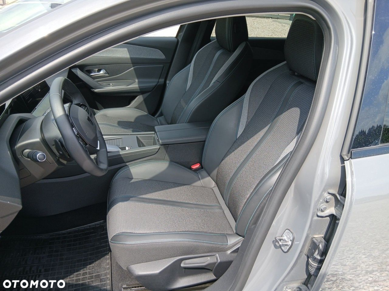 Peugeot 308 1.2 PureTech Allure S&S EAT8 - 9