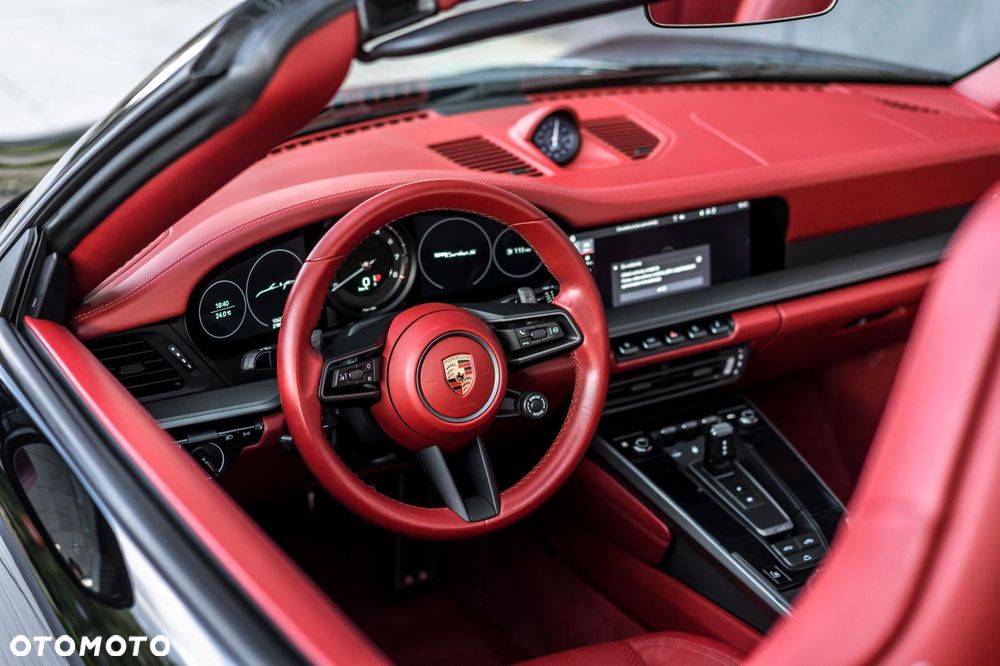 Porsche 911 Carrera S PDK - 21