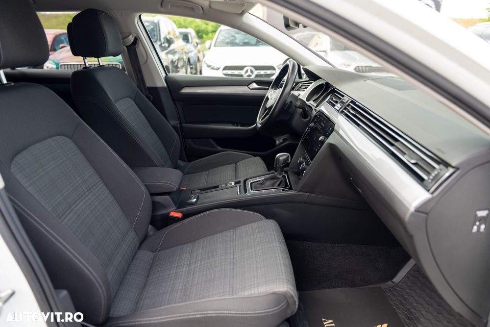 Volkswagen Passat 2.0 TDI DSG Comfortline - 16