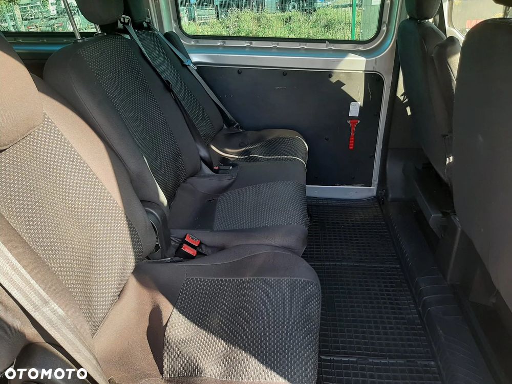 Ford Transit - 9