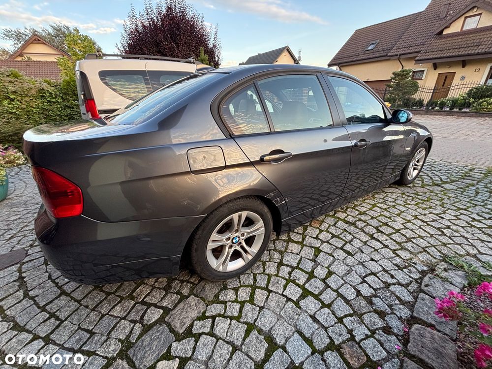 BMW Seria 3 - 14