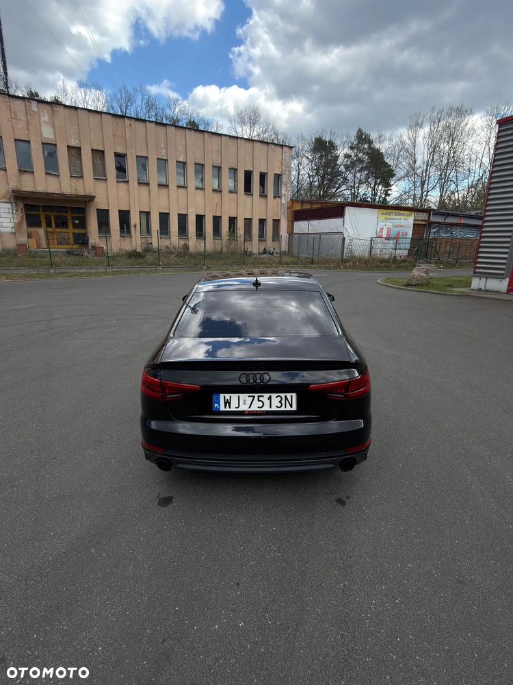 Audi A4 Limousine 2.0 TFSI Sport S tronic - 5