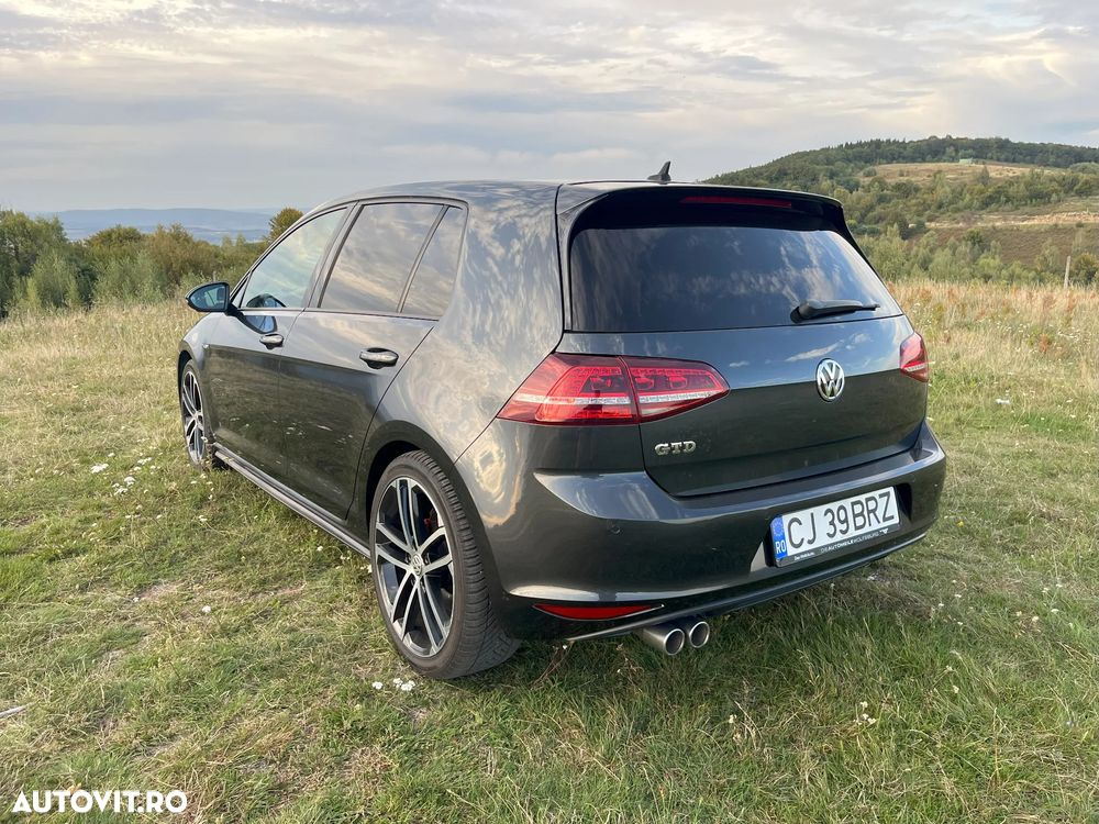 Volkswagen Golf 2.0 TDI DPF BMT DSG GTD - 6