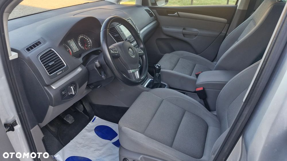 Volkswagen Sharan 2.0 TDI 4Motion BlueMotion Technology Highline - 10