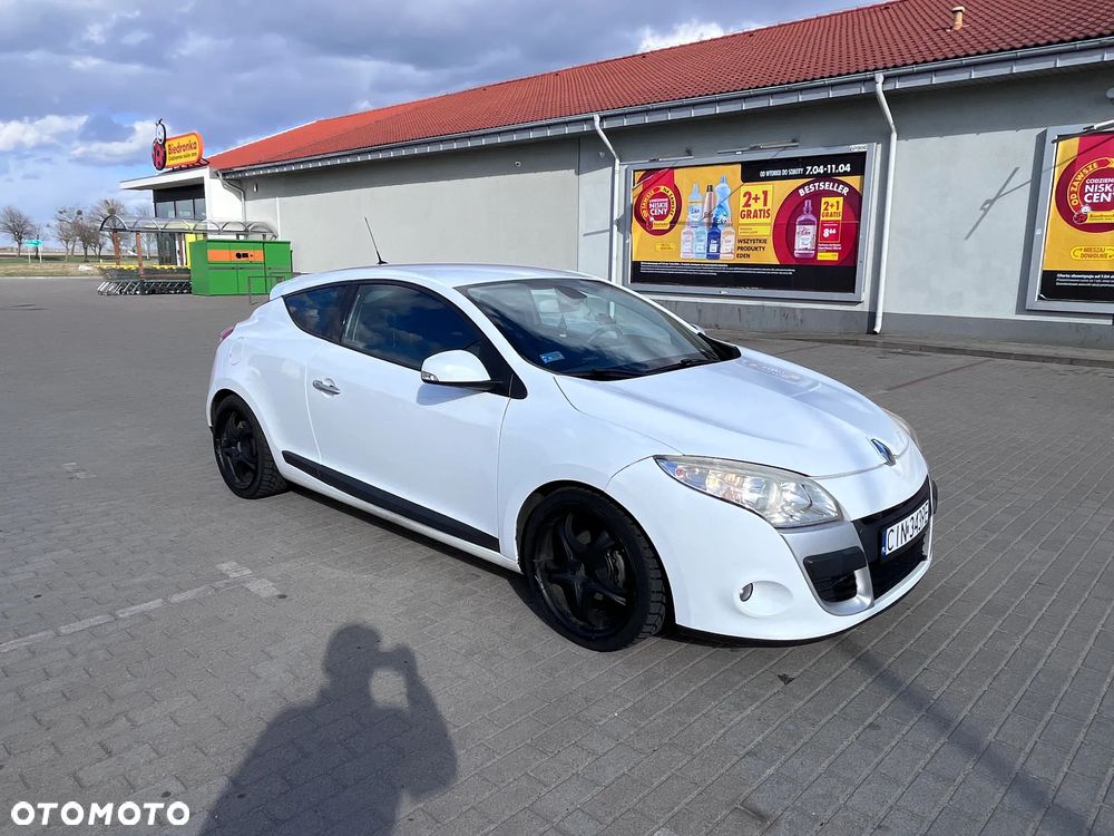 Renault Megane 1.9 dCi FAP Dynamique - 4