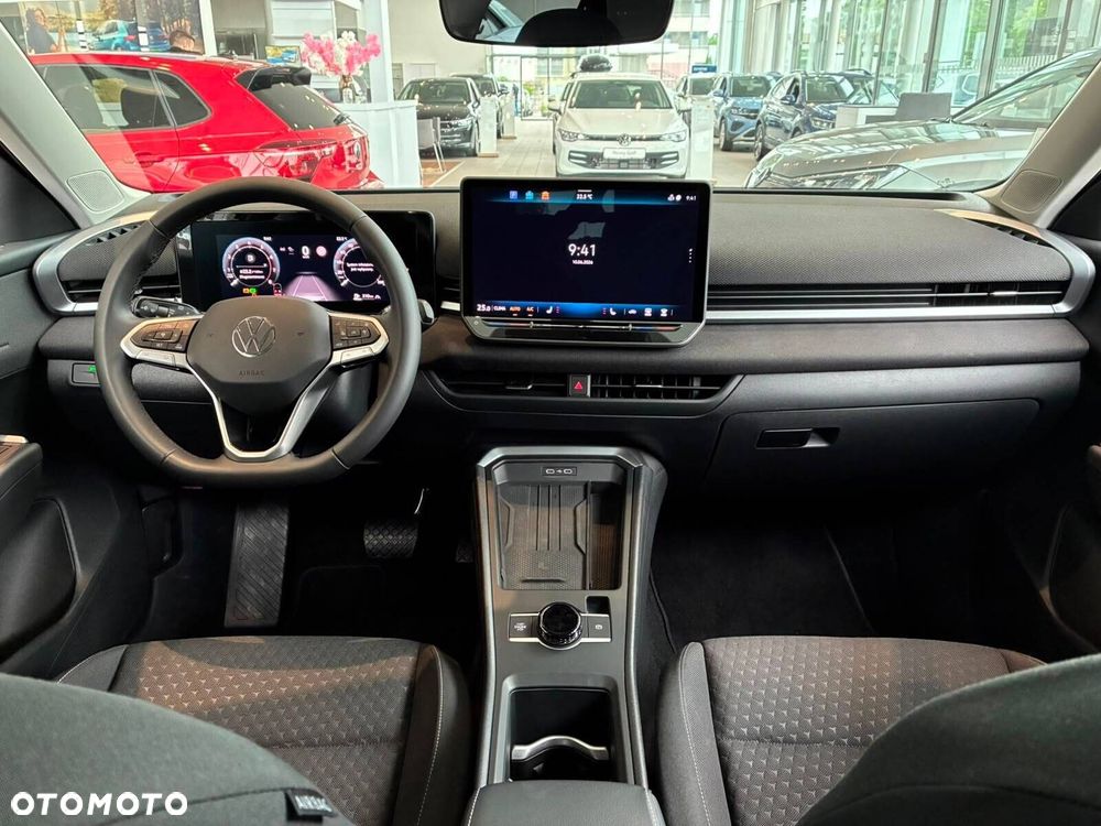 Volkswagen T-Roc - 11