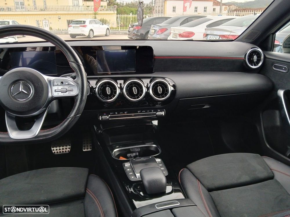 Mercedes-Benz A 250 e 8G-DCT AMG Line - 13