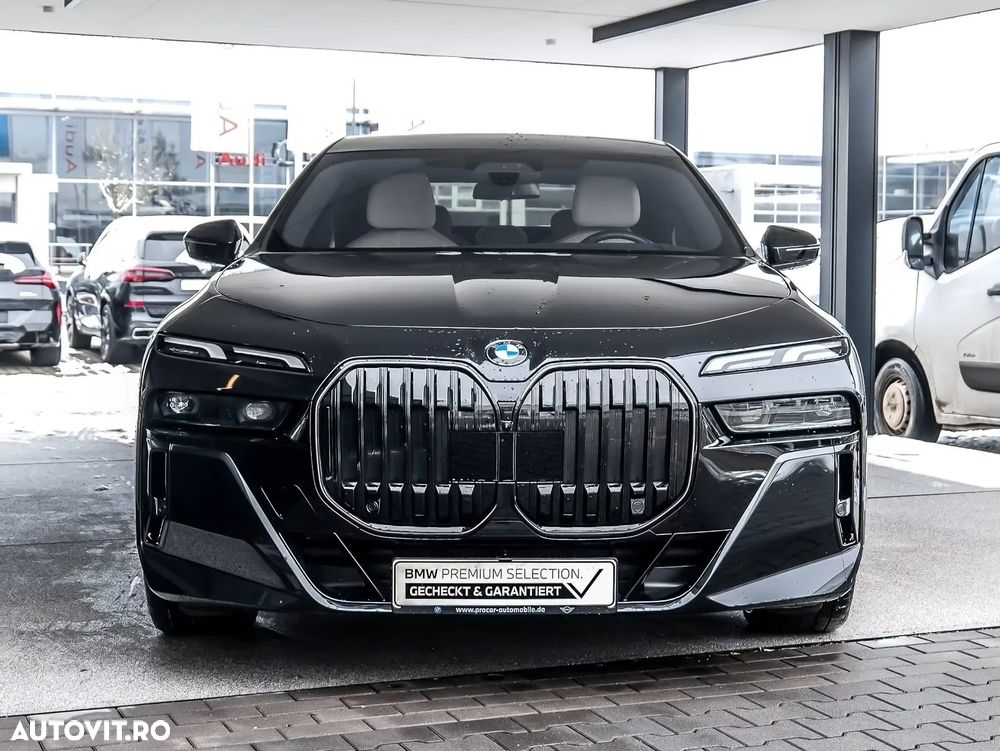 BMW Seria 7 - 8