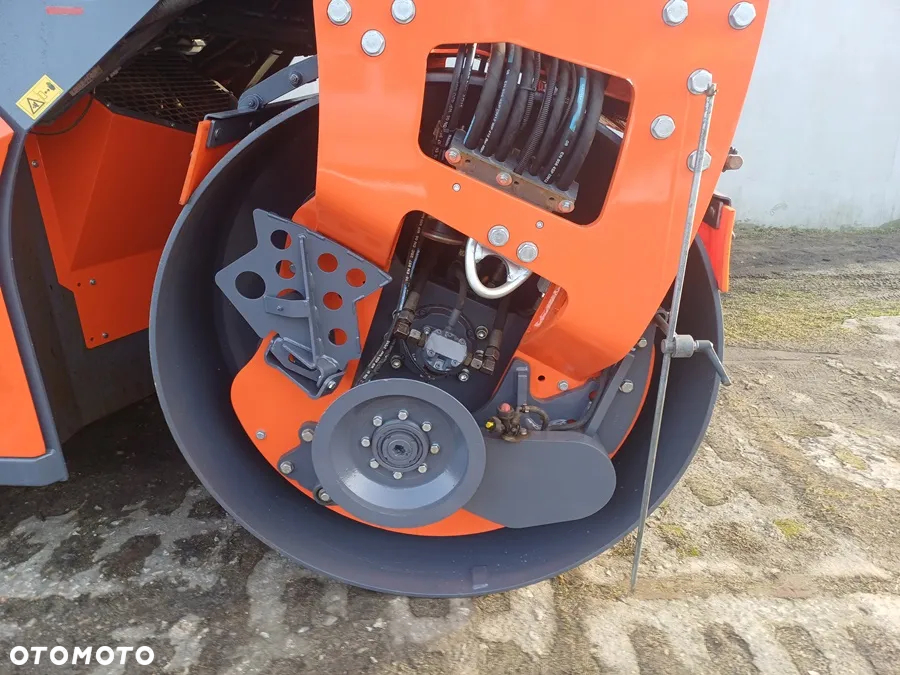 Hamm DV+ 70i VV-S - 13