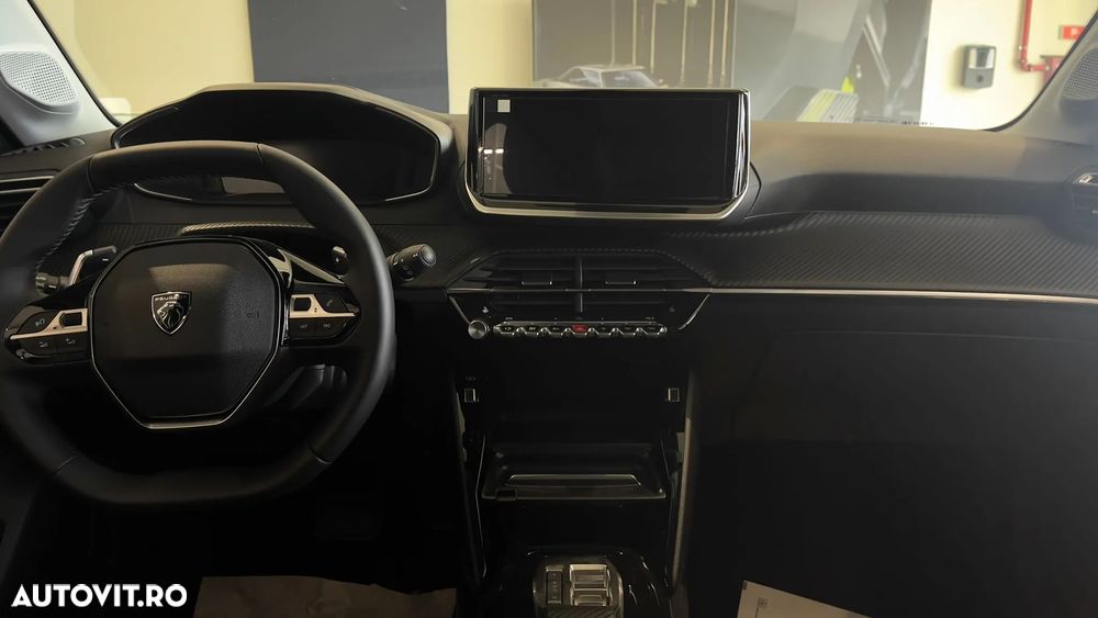 Peugeot 208 1.2L e-DCS6 MHEV Allure - 2