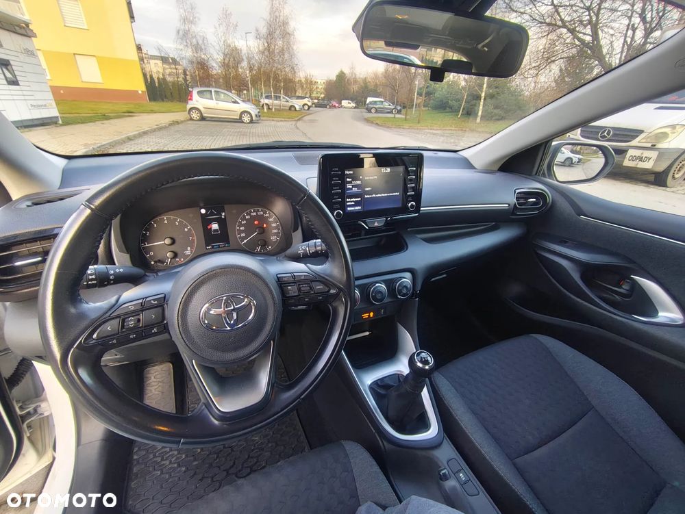 Toyota Yaris 1.0 Comfort - 6