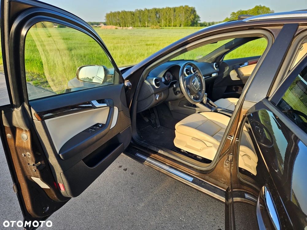 Audi A3 Sportback 2.0 TDI quattro Ambiente - 13
