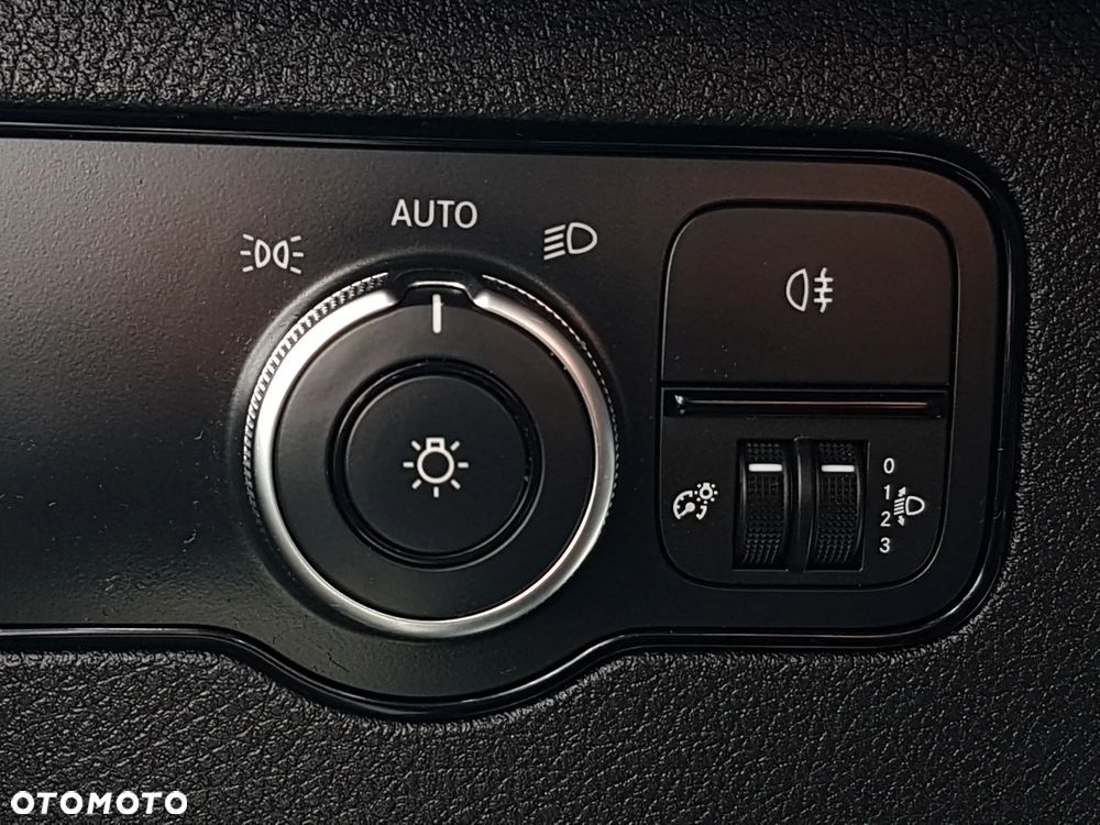 Mercedes-Benz Sprinter 8EP KONTENER 4,22x2,16x2,31 KLIMA 314CDI MANUAL 6-BIEGÓW KRAJOWY - 33