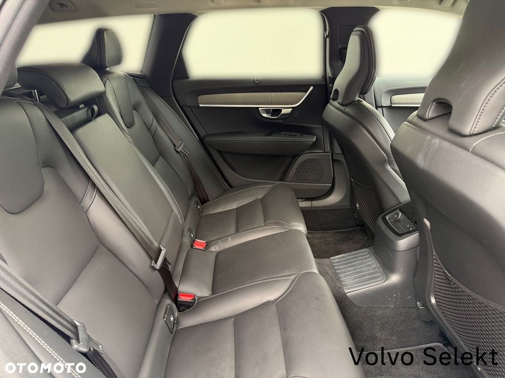 Volvo V90 - 30