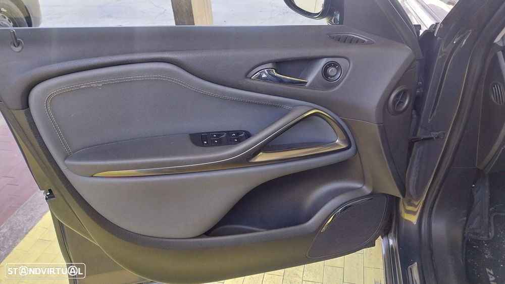 Opel Zafira 2.0 CDTi Cosmo Active-Select - 24