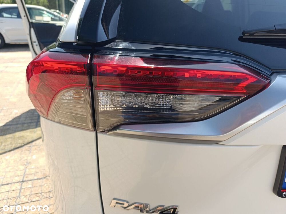 Toyota RAV4 2.5 Hybrid Executive 4x4 - 36