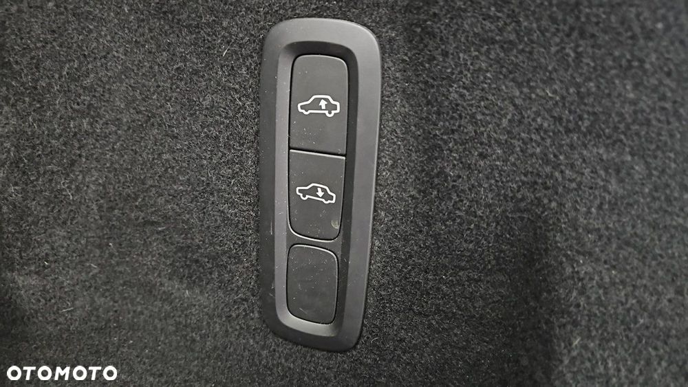 Volvo XC 60 D5 SCR AWD Inscription - 26