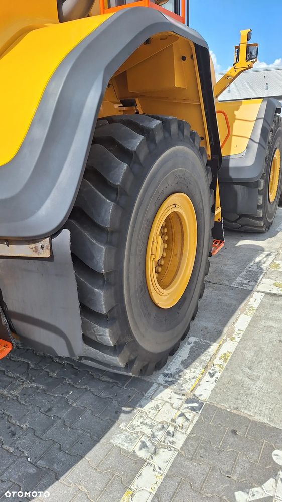 Volvo L150H - 9