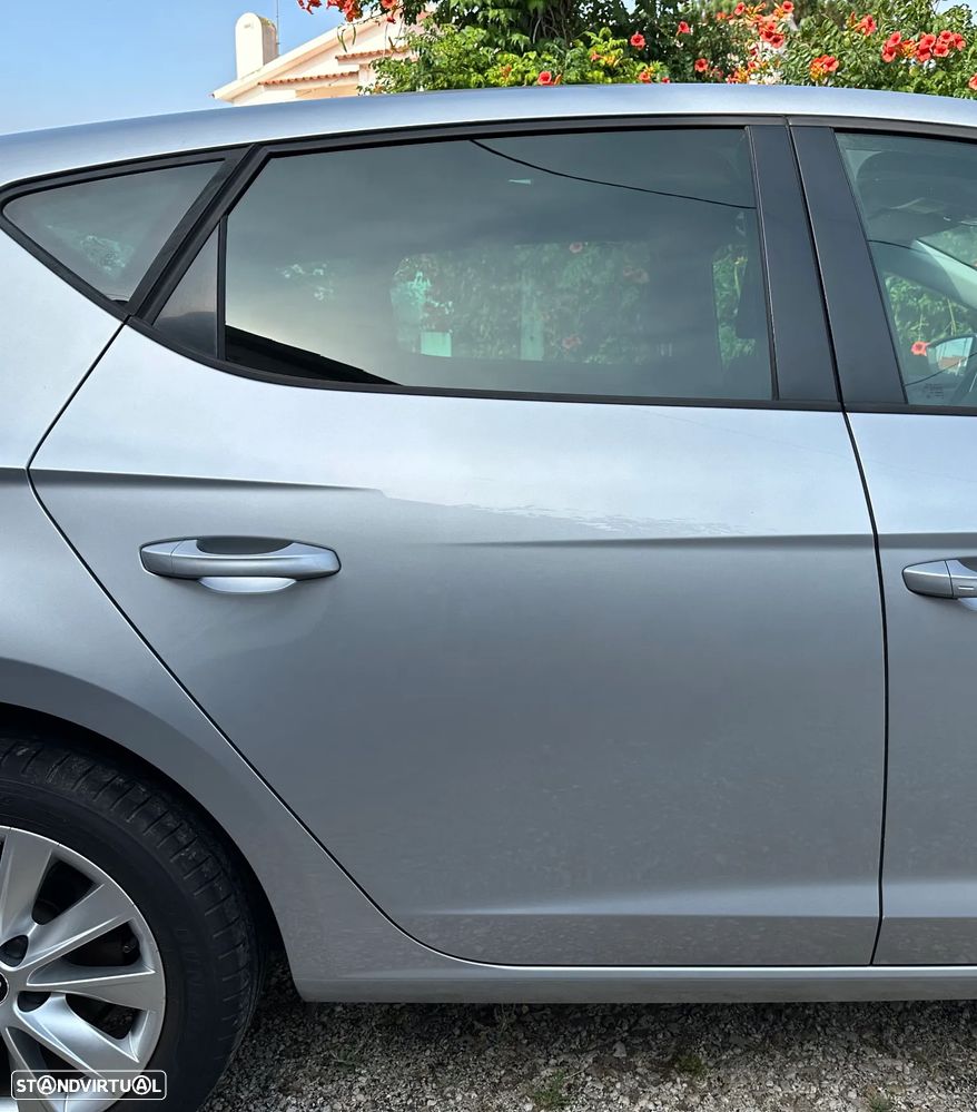 SEAT Leon 1.0 EcoTSI Style S/S — fotografia 14