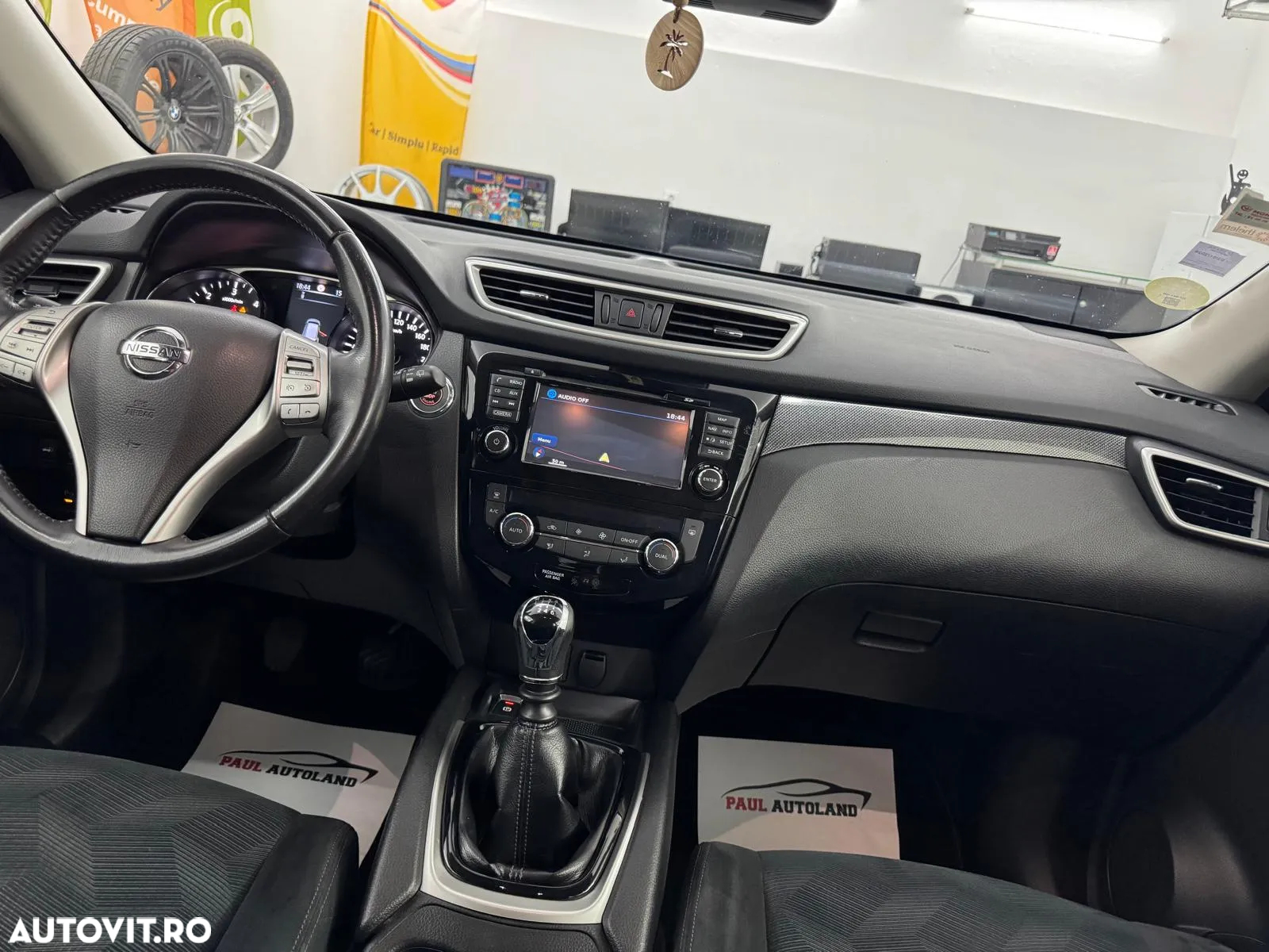 Nissan X-Trail 1.6 dCi N-Connecta - 24