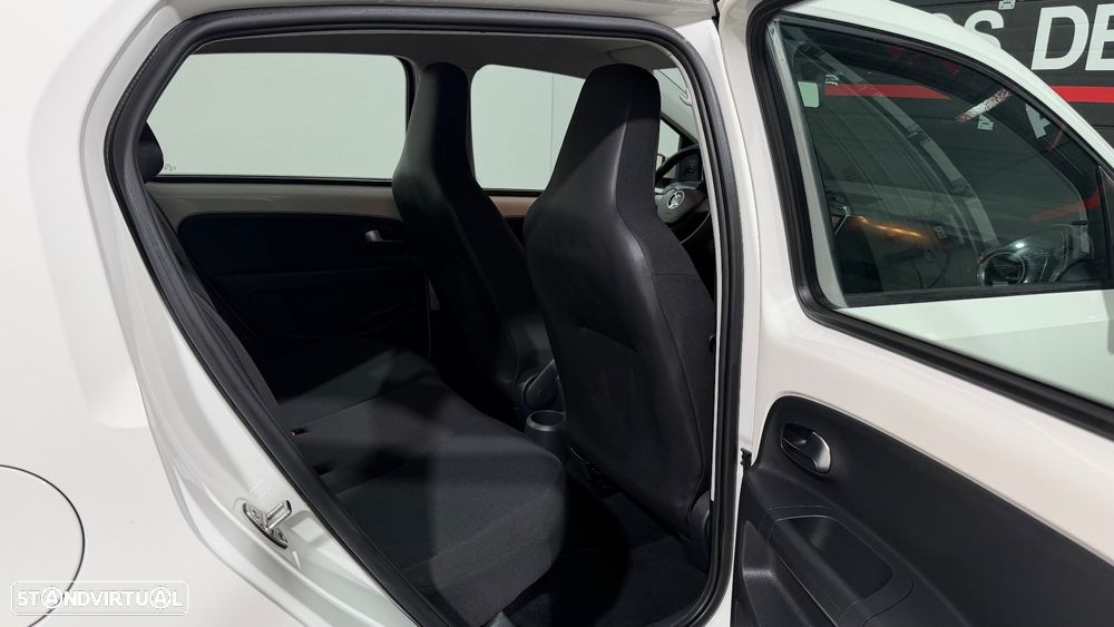 VW Up! 1.0 BMT Move - 14