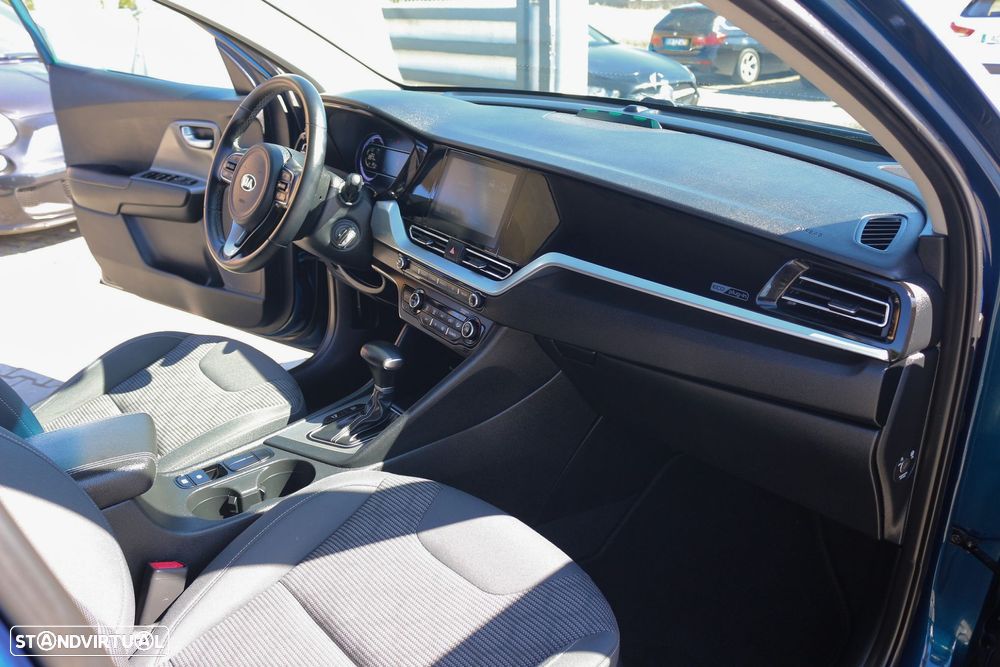 Kia Niro 1.6 GDi PHEV Urban - 42