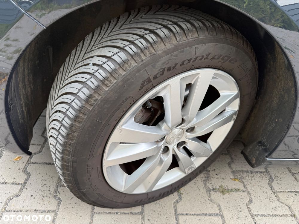 Peugeot 308 BlueHDi 120 EAT6 Stop & Start Active Business-Paket - 8