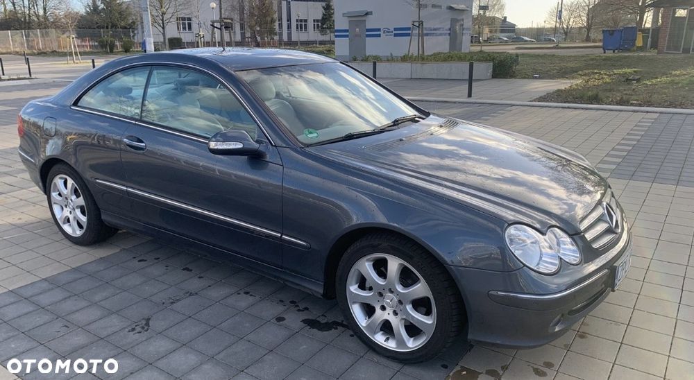 Mercedes-Benz CLK - 3