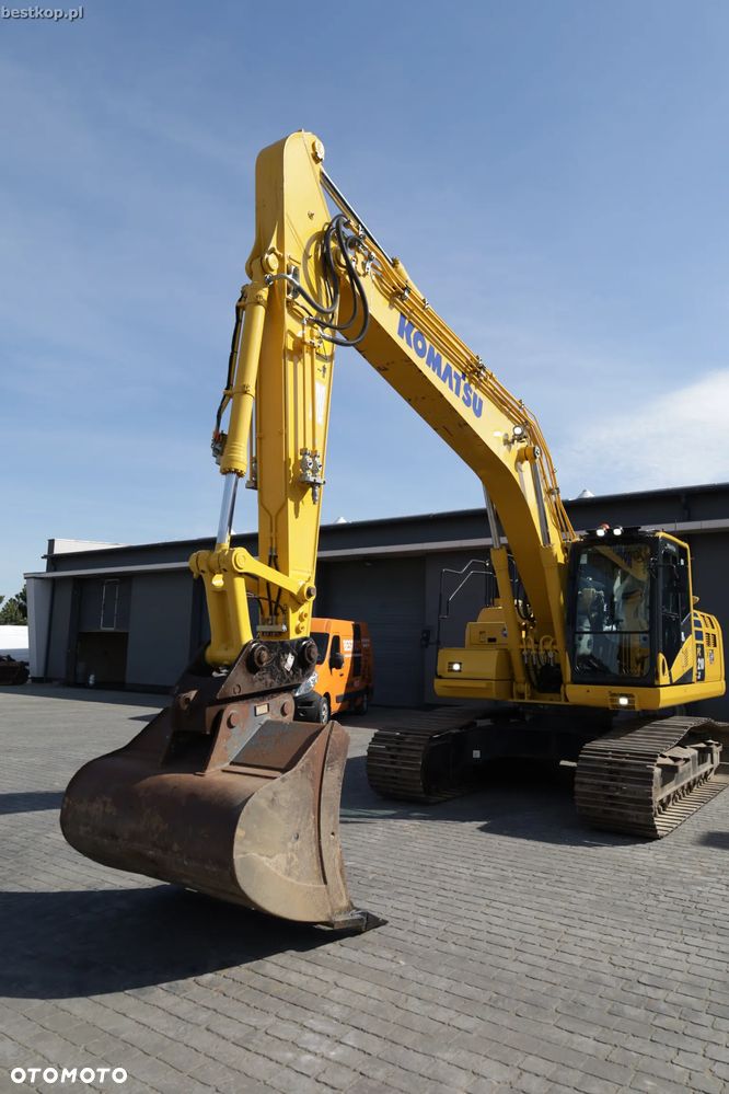 Komatsu PC210LC-11 - 16