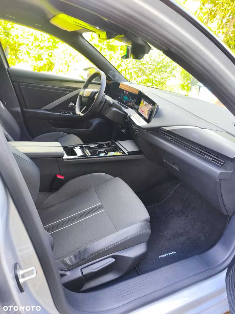 Opel Astra 1.2 T GS Line S&S - 13