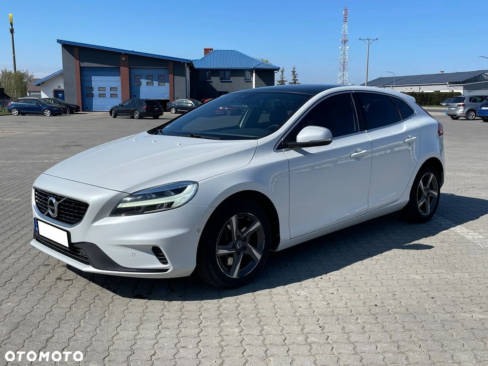 Volvo V40 D3 RDesign - 1