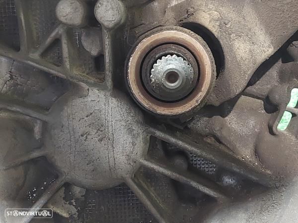 Caixa Velocidades Toyota Corolla (_E12_) - 3