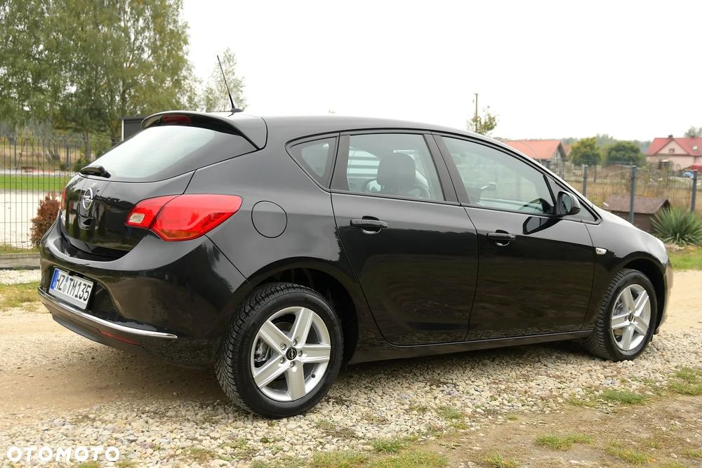 Opel Astra 1.6 Edition Sport - 8