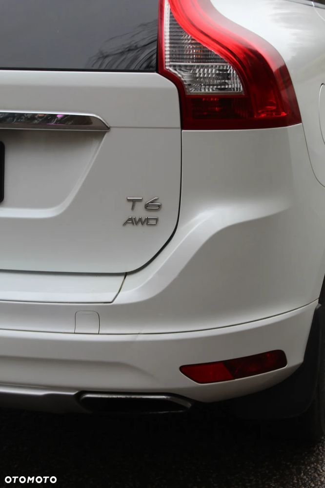 Volvo XC 60 T6 AWD Momentum - 10