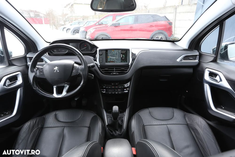 Peugeot 208 PureTech 82 Start & Stop Allure - 7