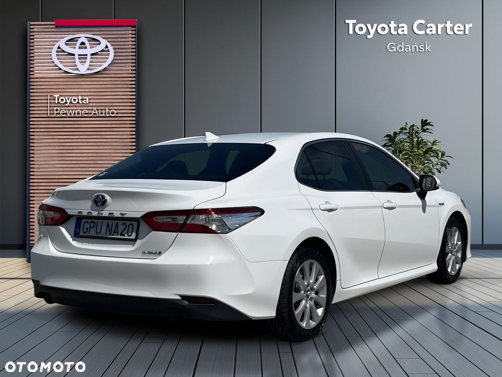 Toyota Camry 2.5 Hybrid Comfort CVT - 6