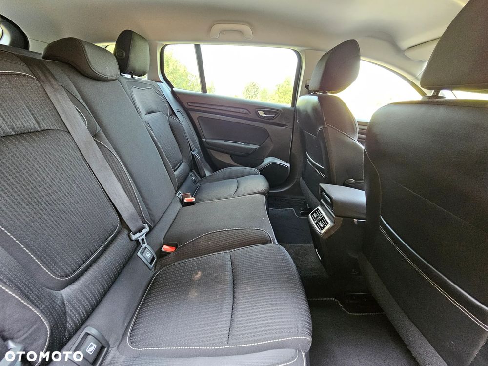 Renault Megane TCe 140 GPF LIMITED - 35