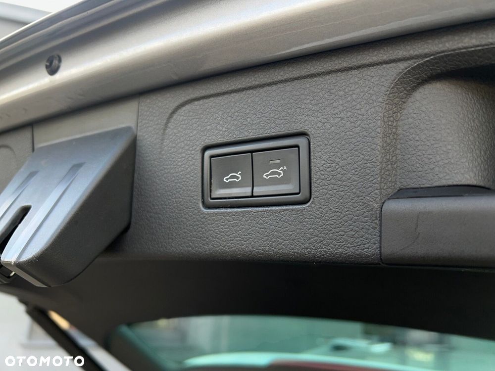 Volkswagen Passat 1.5 TSI EVO Elegance DSG - 14