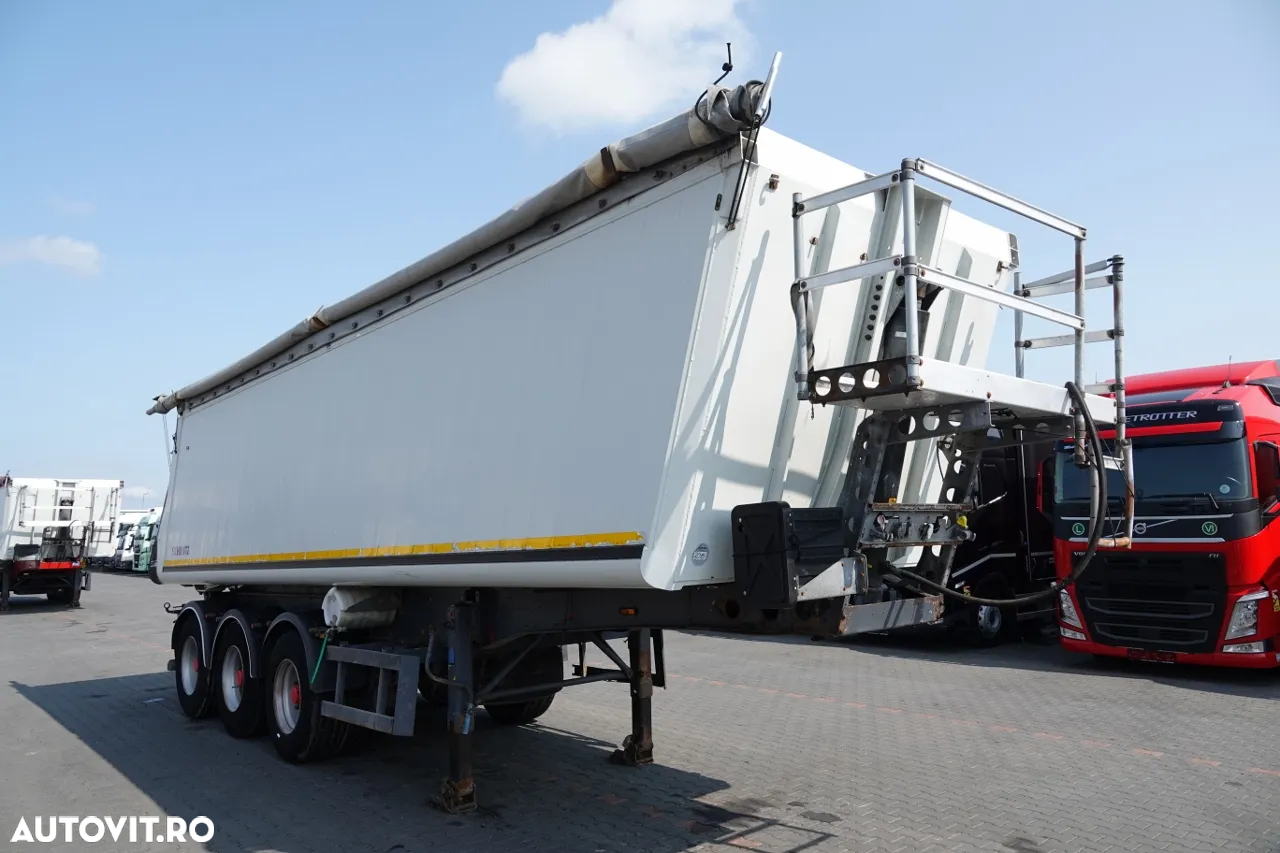 Schmitz Cargobull 40 M3 BASCULATOR / CAMION ALUMINIU / AXIE LIFTATOR / SAF / - 2